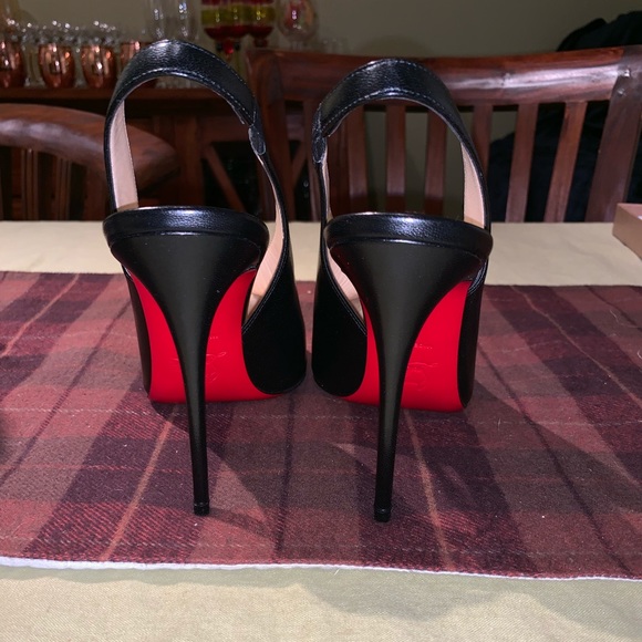 SOLD! Christian Louboutin Rivafish Black 100MM 39 - Picture 5 of 7